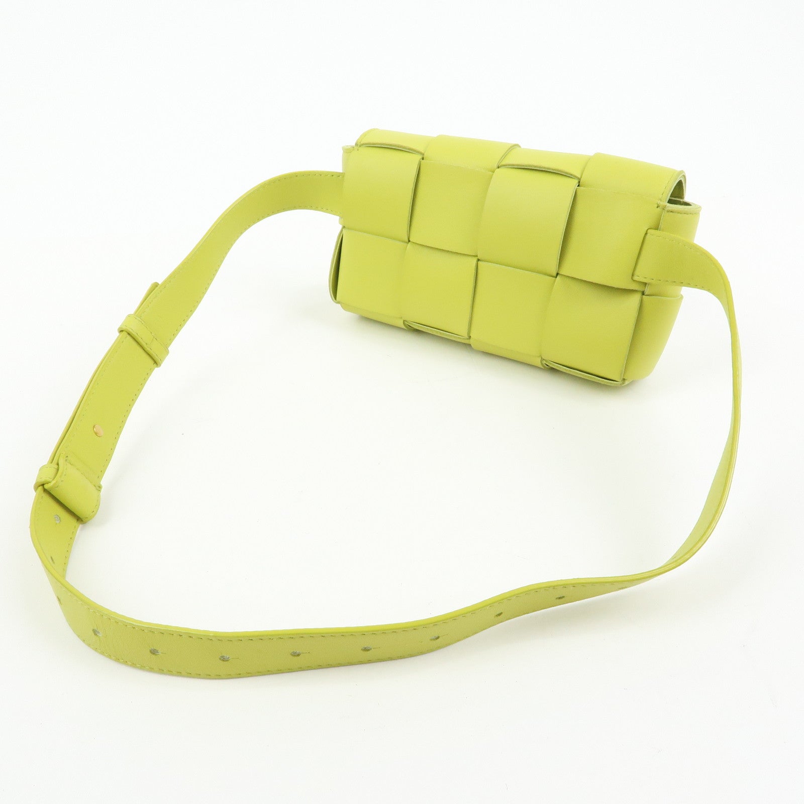 BOTTEGA VENETA Cassette Intrecciato Leather Belt Bag Waist Bag Green