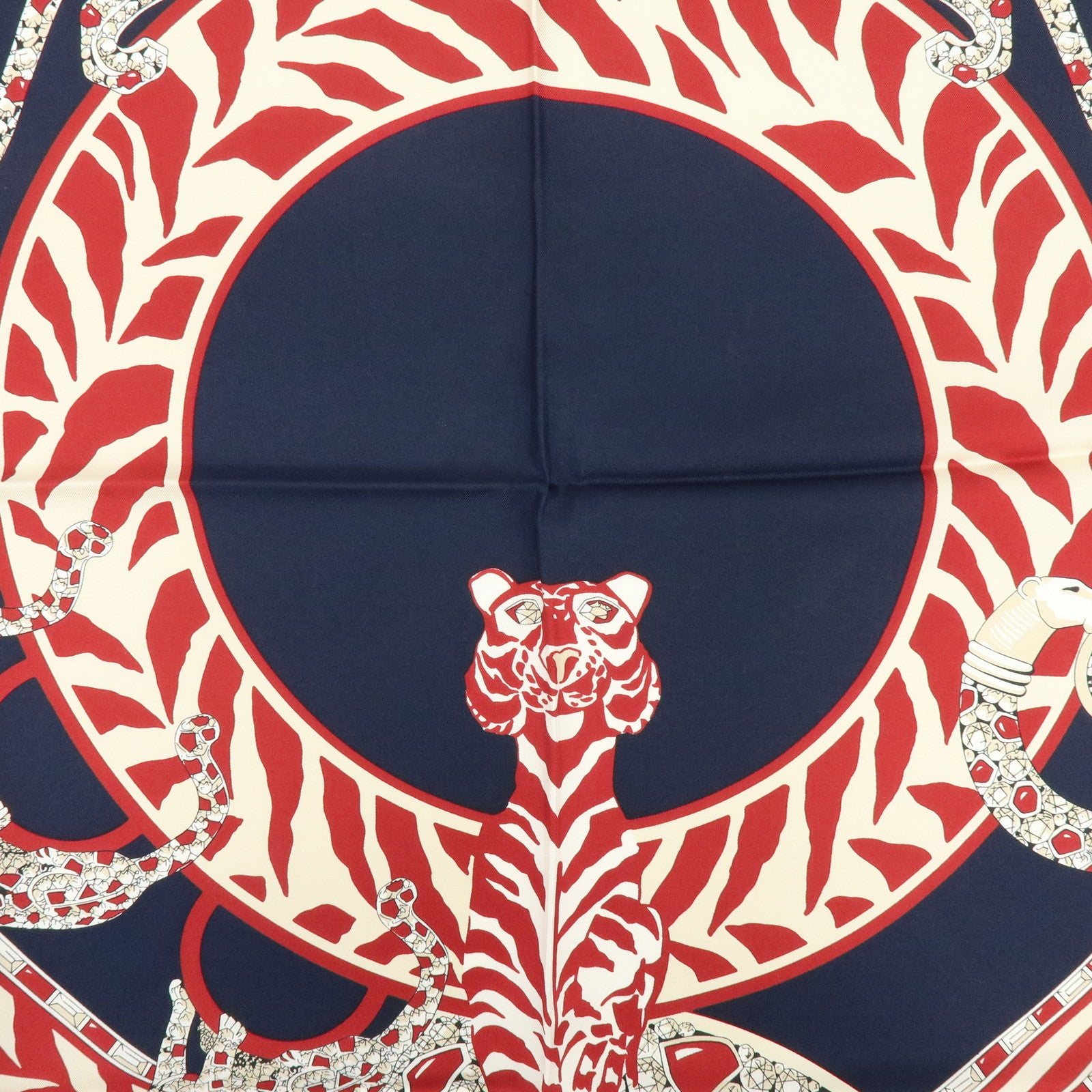 Cartier Must de Cartier Silk 100% Tiger Print Scarf Showl Red Navy