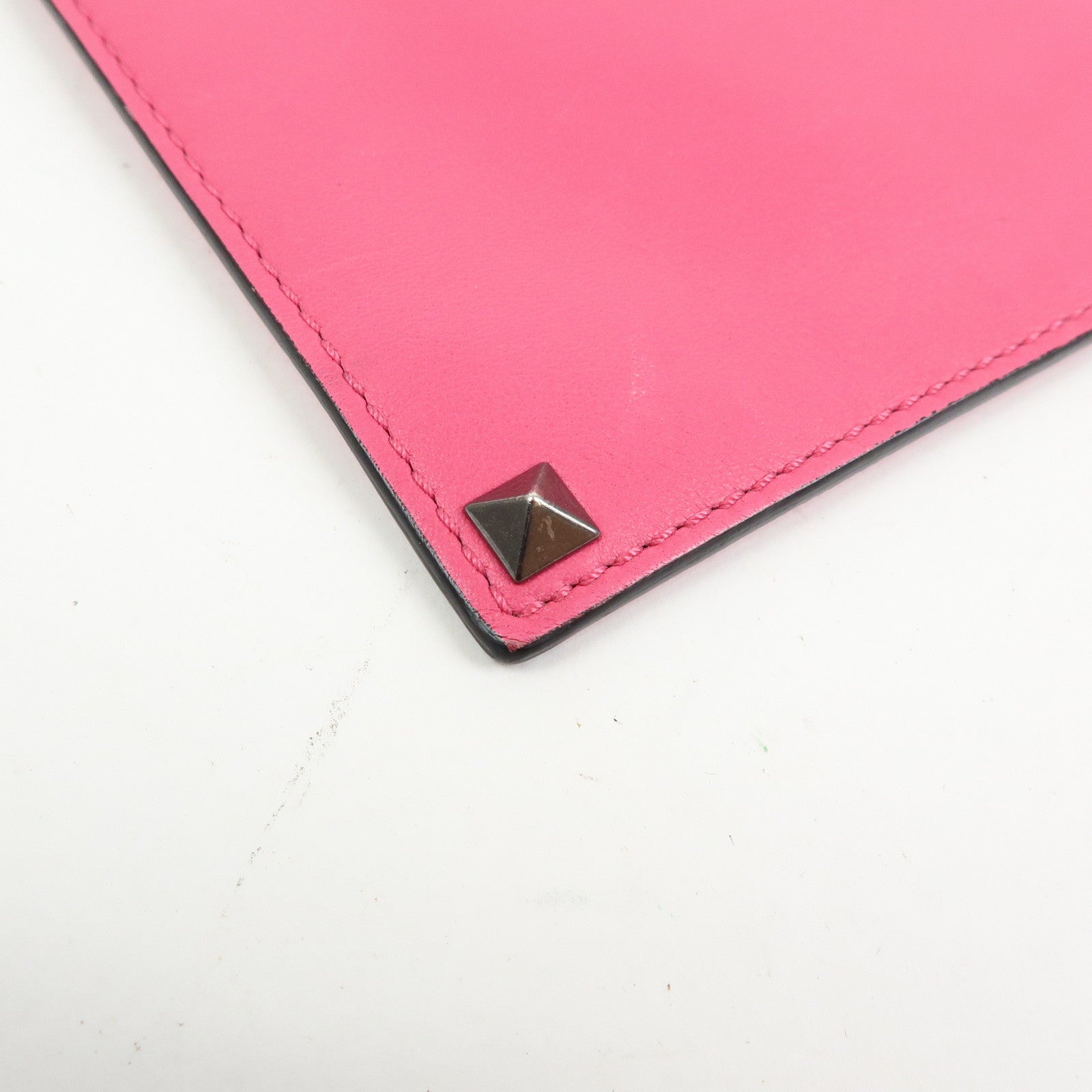 VALENTINO ROCKSTUD Leather Clutch Bag Pouch Pink