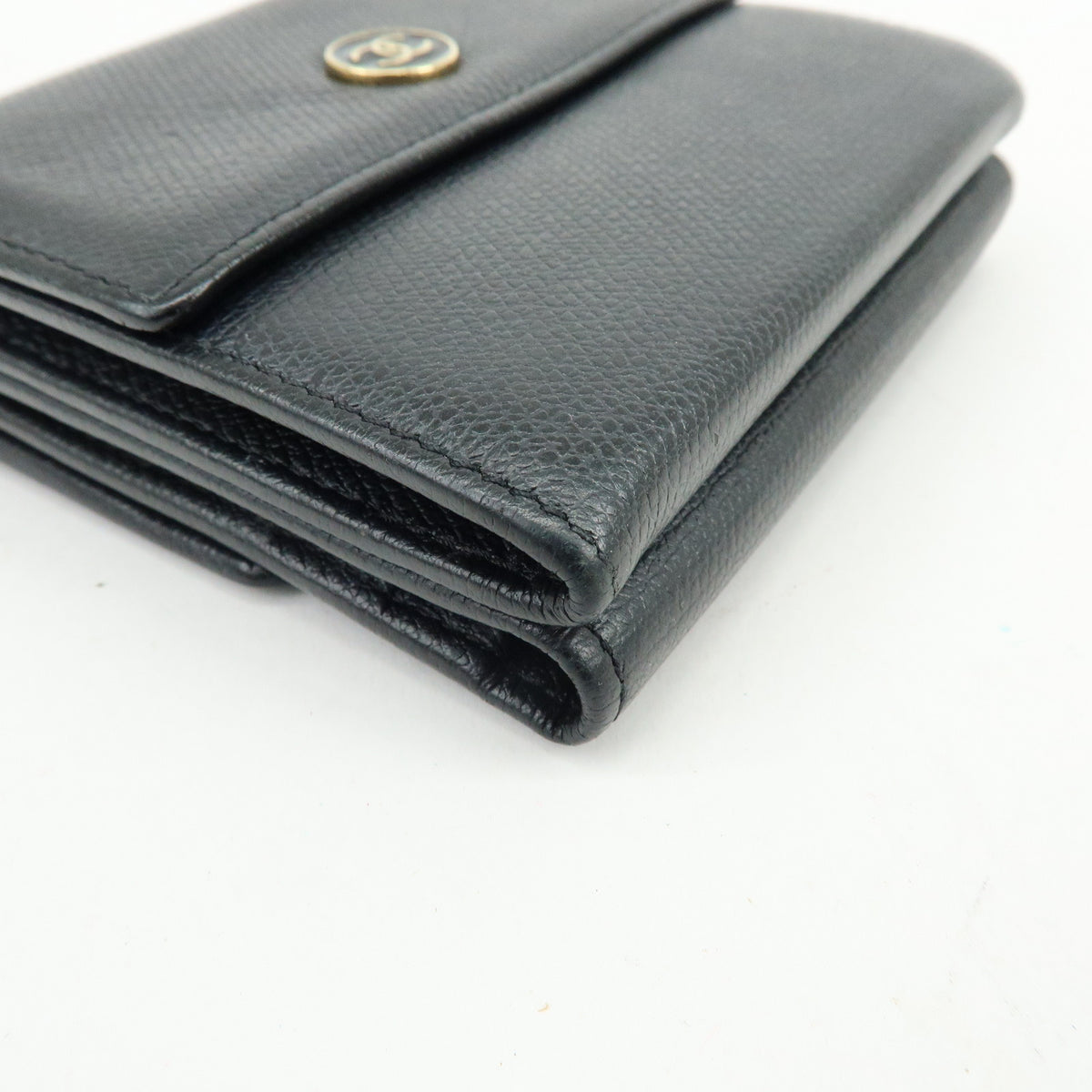 CHANEL COCO Button Calf Skin W Hook Compact Wallet Black A20902