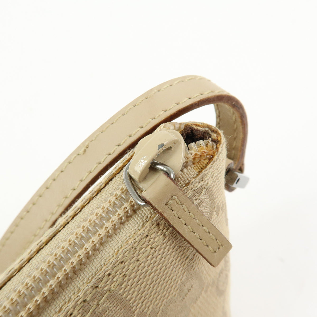 GUCCI Boat Bag GG Canvas Hand Bag Accessory Pouch Beige 07198