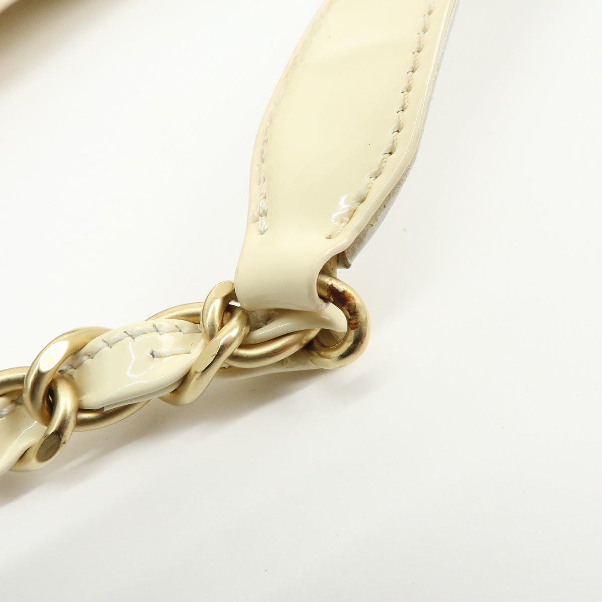CHANEL COCO Mark Perforated Patent Leather Chain Shoulder Bag Ivory