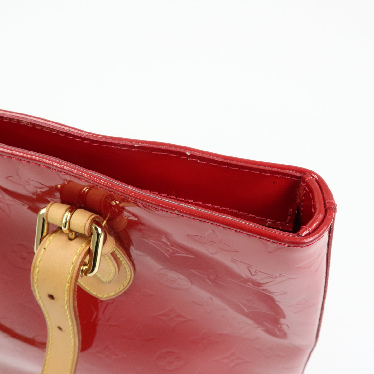 Louis Vutton Monogram Vernis Brentwood Tote Bag Pomme D'amour M91989