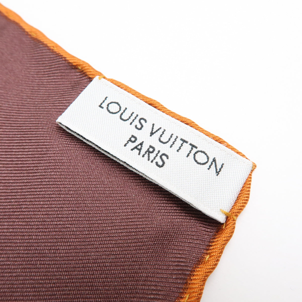 Louis Vuitton Monogram Carre Au Fil Du Temps Silk 100% Scarf M71120