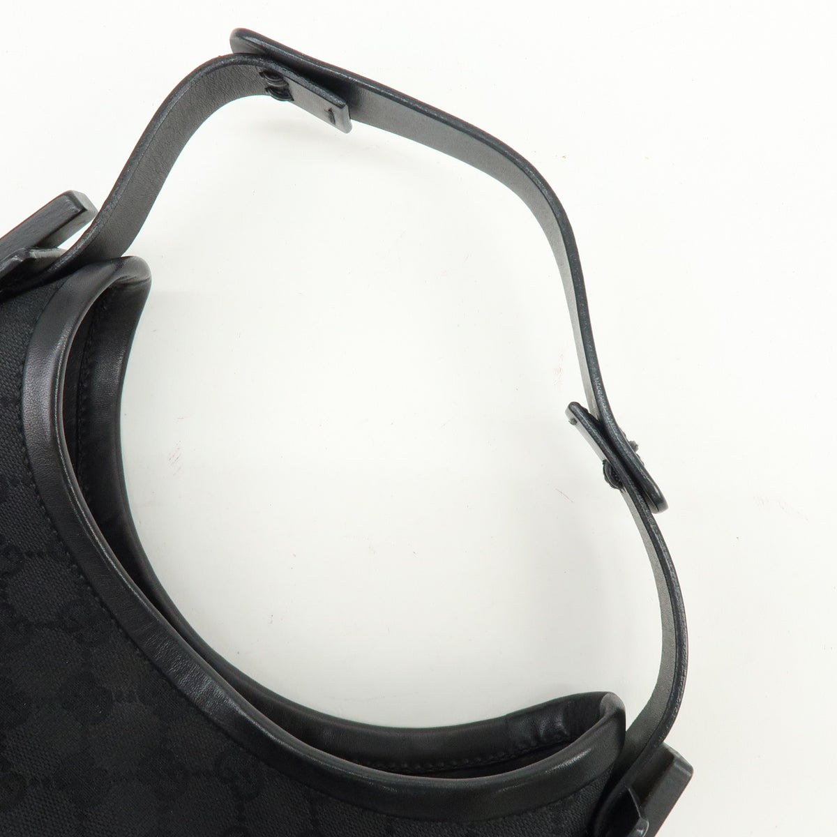 GUCCI GG Canvas Leather Shoulder Bag Black 107752