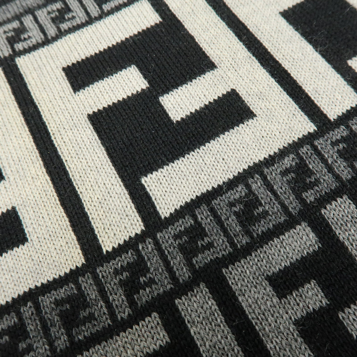 FENDI Zucca Zucchino Wool 100% Scarf Shawl Gray Black Ivory