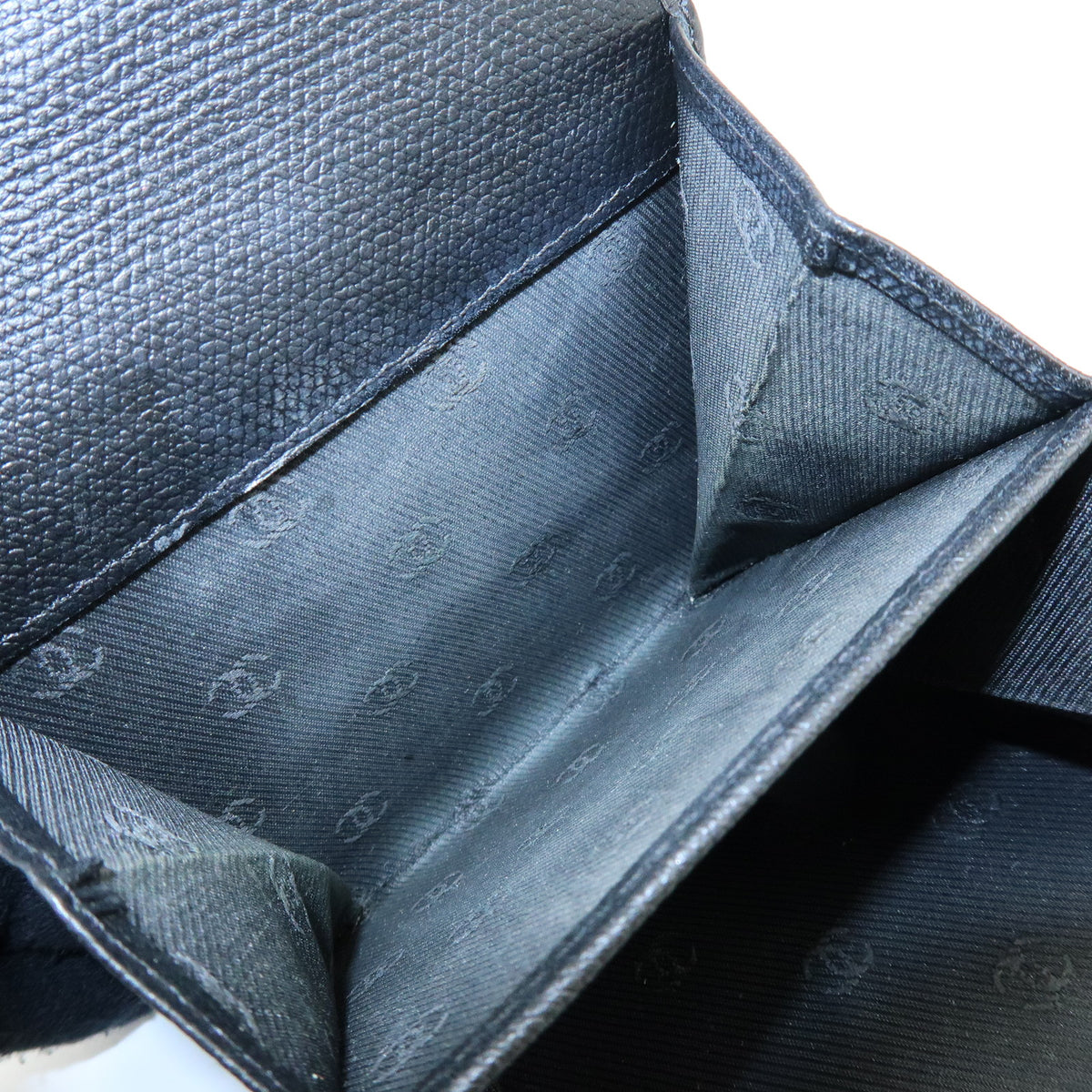CHANEL COCO Button Calf Skin W Hook Compact Wallet Black A20902