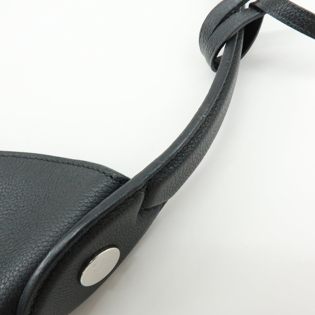 Louis Vuitton Lockme Hobo Leather Shoulder Bag Hand Bag Noir M52776