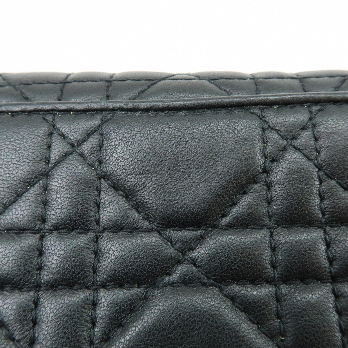 Christian Dior Lady Dior Cannage Bi-fold Compact Lotus Wallet Black