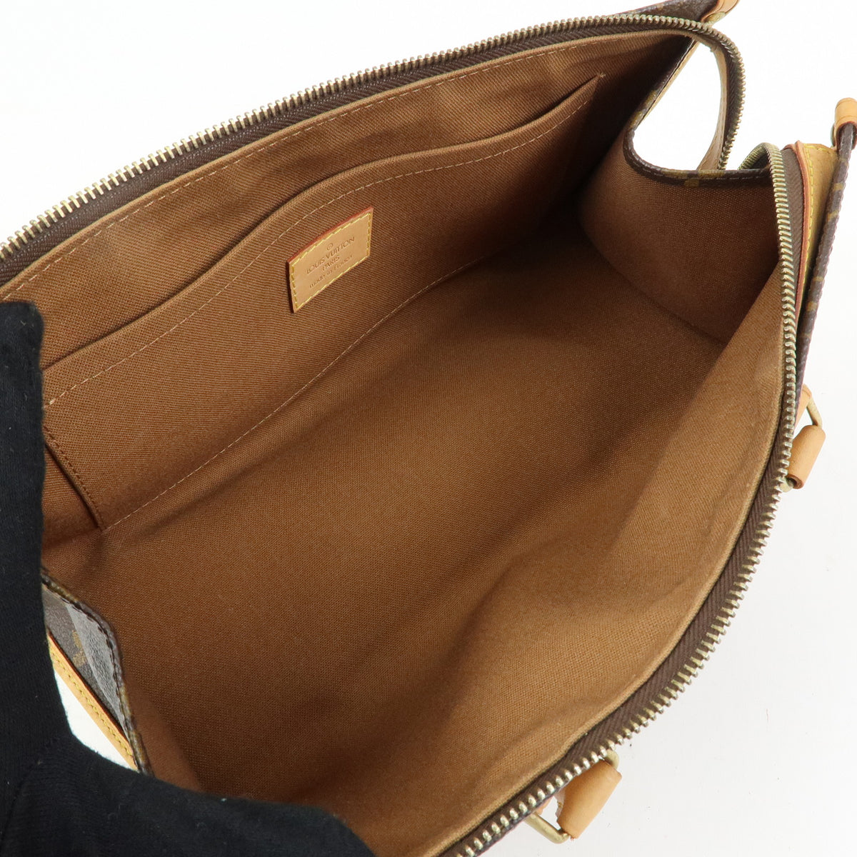 Louis Vuitton Monogram Popincourt Hand Bag Brown M40009