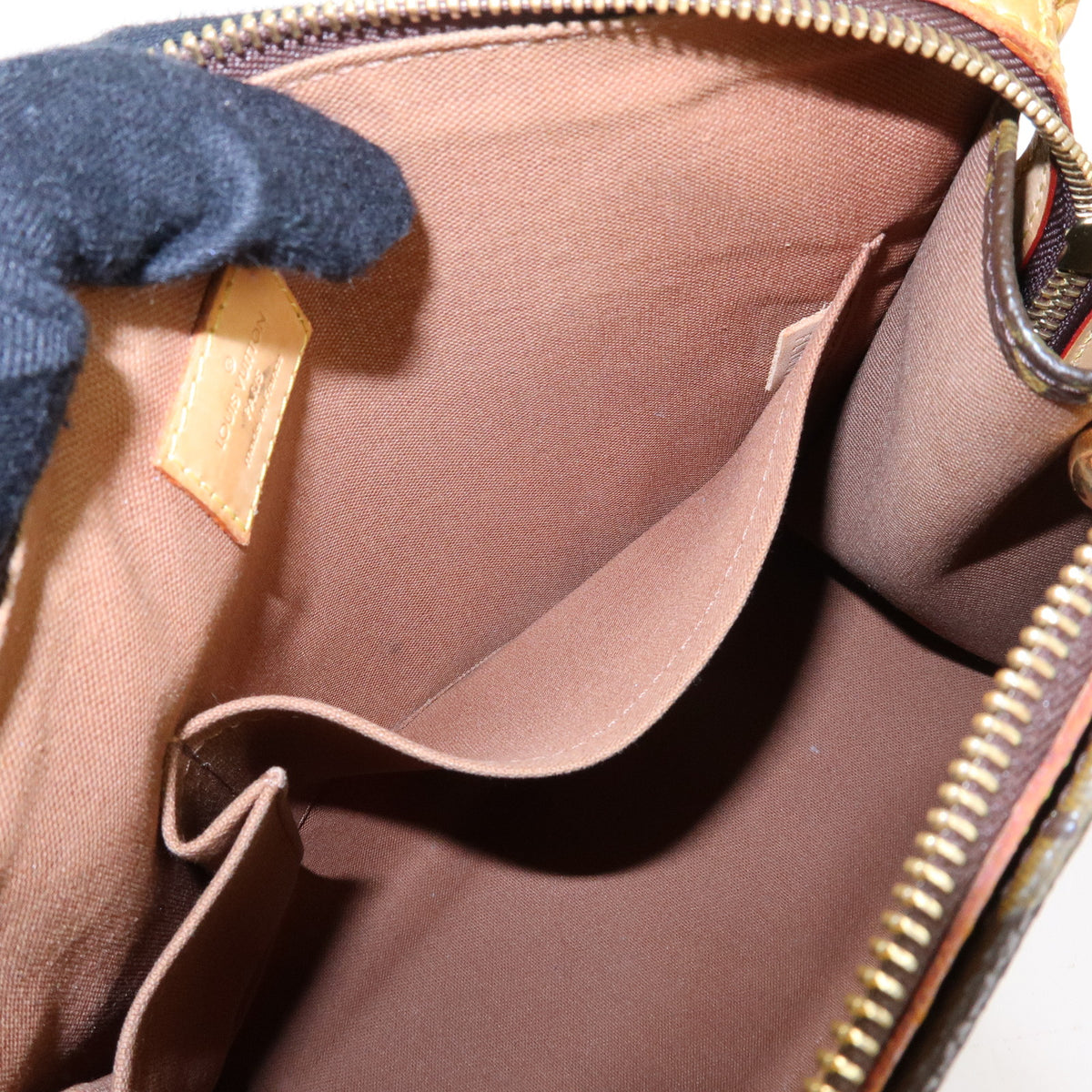 Louis Vuitton Monogram Popincourt Haut Shoulder Bag Brown M40007