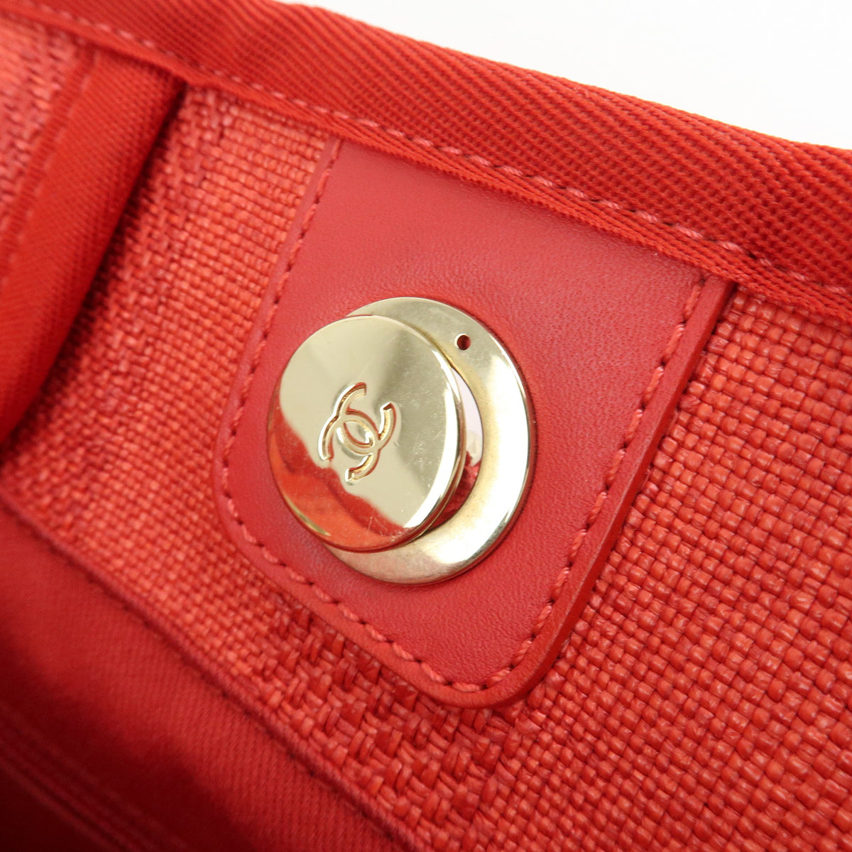 CHANEL Deauville MM Straw Canvas Leather Tote Shoulder Bag Red A67001