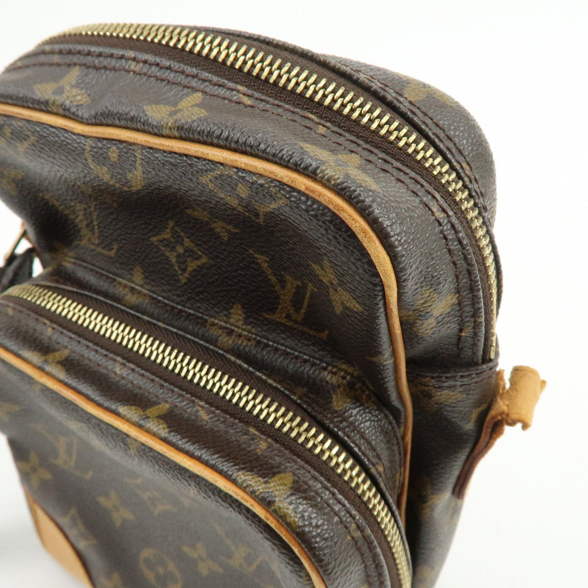 Louis Vuitton Monogram Amazone Shoulder Bag Crossbody Bag M45236