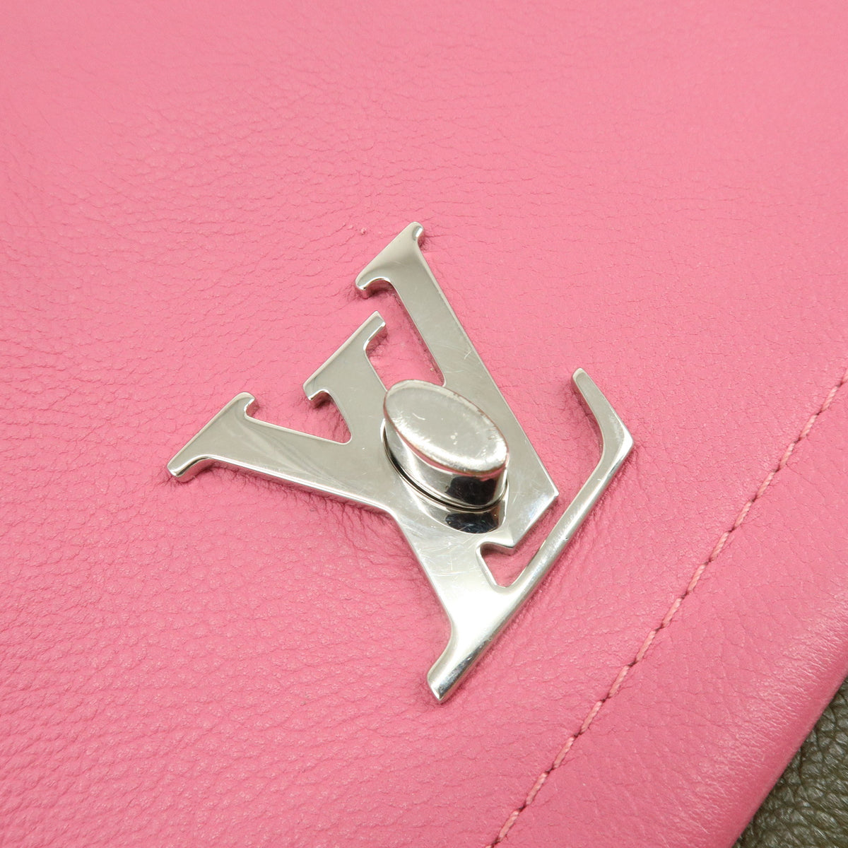 Louis Vuitton LOCKME 2 BB Leather 2 Way Hand Bag Rose Khaki M54103