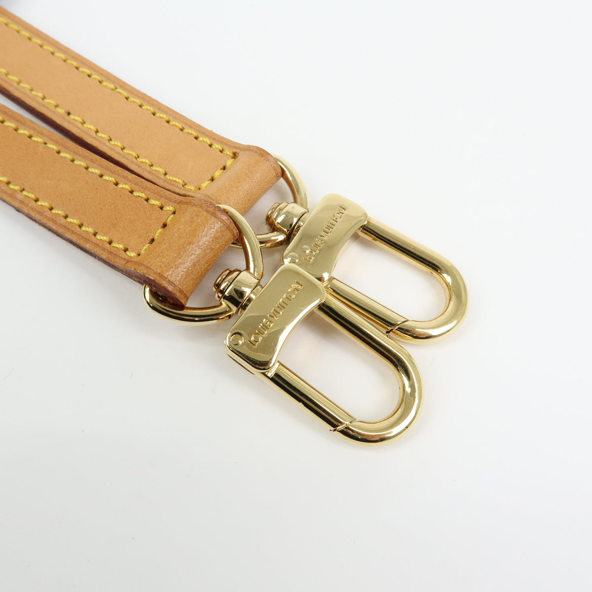 Louis Vuitton Adjustable Leather Shoulder Strap 120cm 1.6cm J52312
