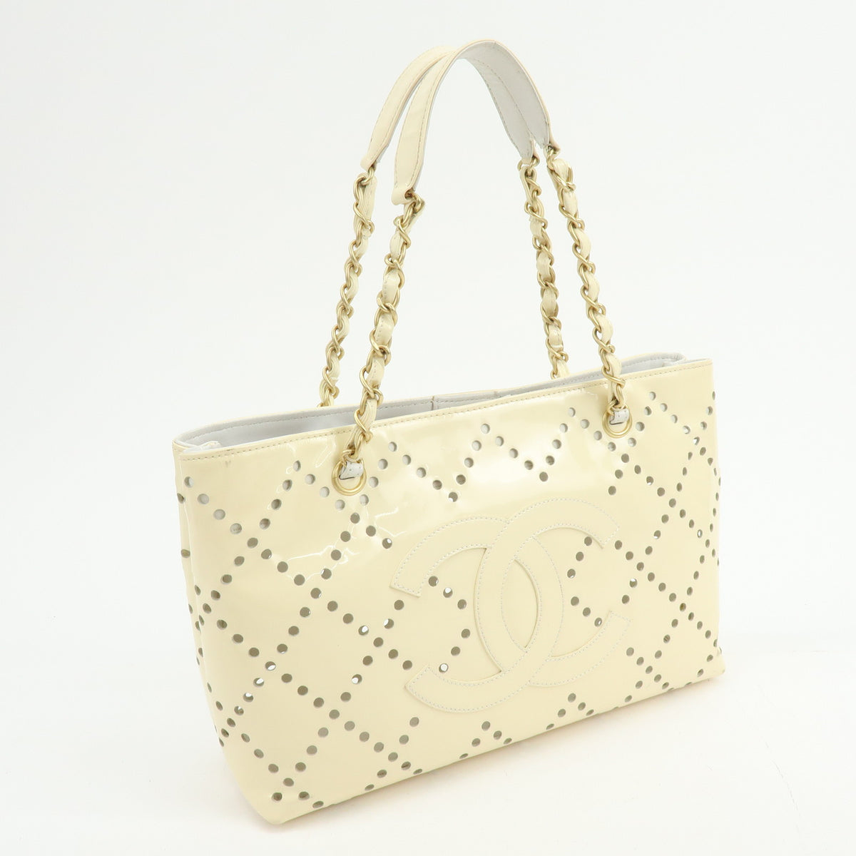 CHANEL COCO Mark Perforated Patent Leather Chain Shoulder Bag Ivory