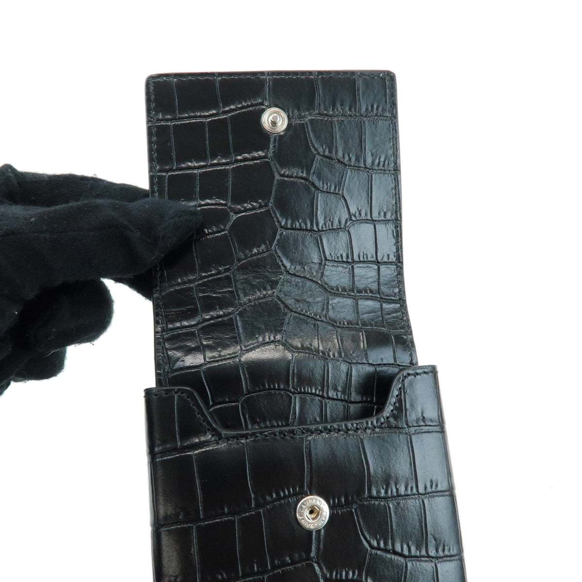 SAINT LAURENT PARIS Embossed Leather Logo Phone Case Black 667713 DZE0E