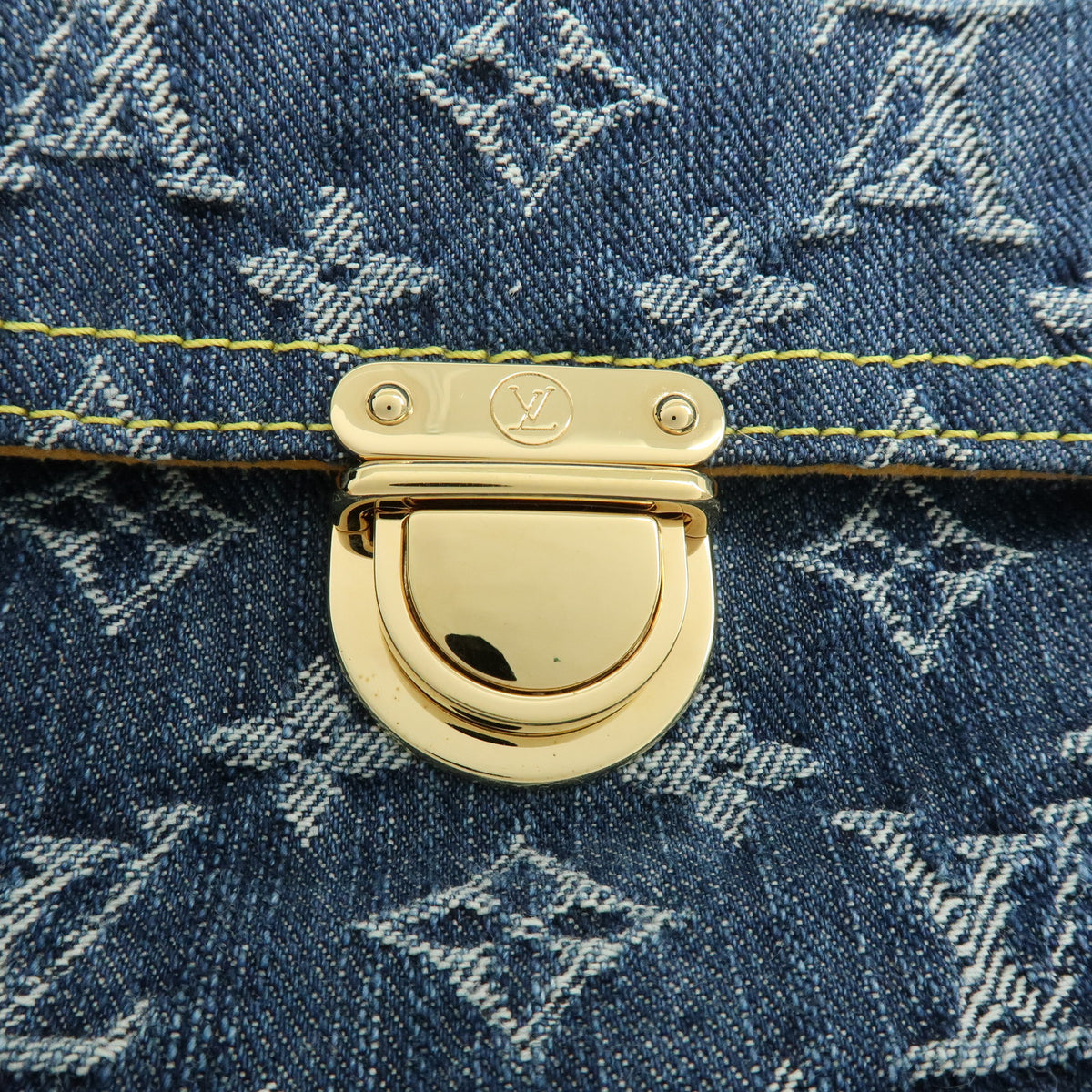 Louis Vuitton Monogram Denim Pochette Plat Pouch Clutch Bag M95007