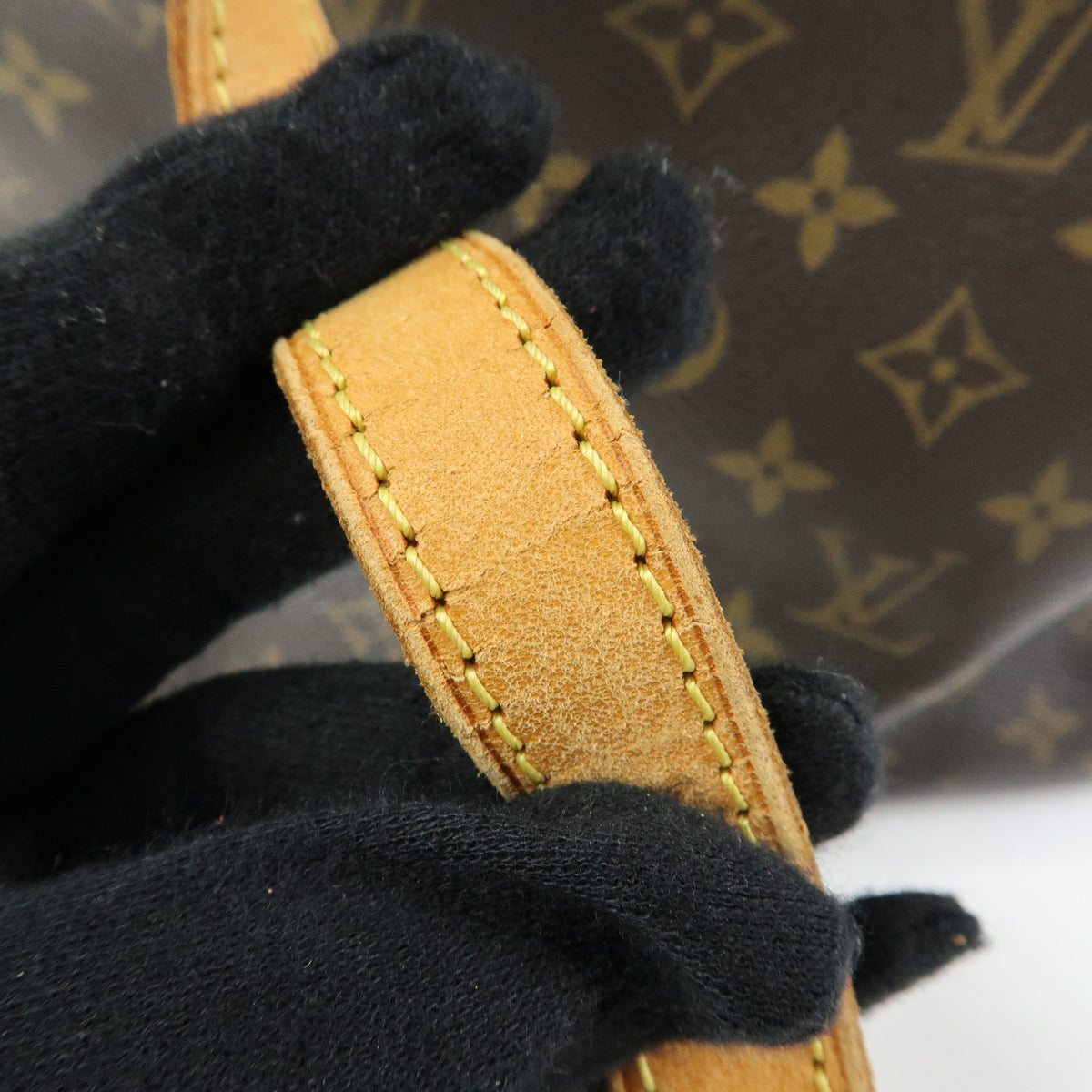 Louis Vuitton Monogram Totally MM Tote Bag Shoulder Bag M56689