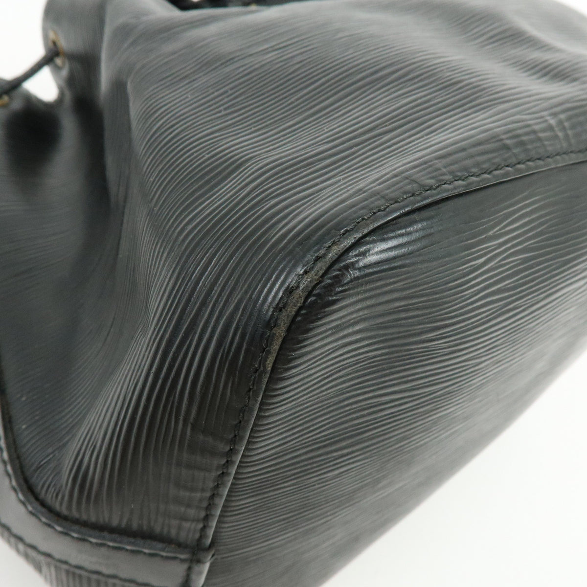 Louis Vuitton Epi Leather Petit Noe Shoulder Bag Noir Black M59012