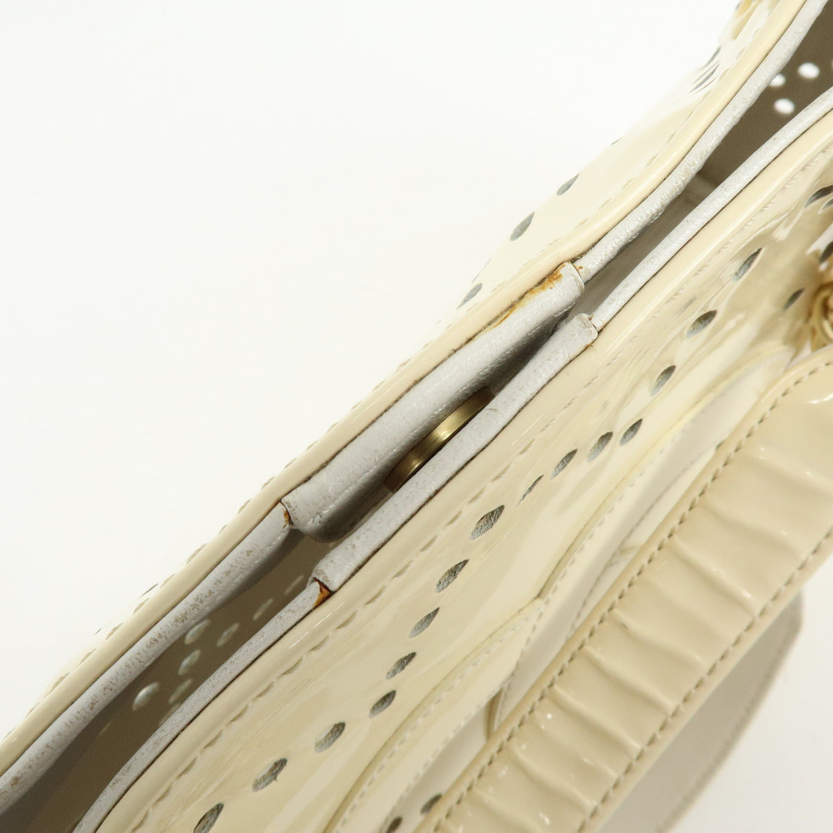 CHANEL COCO Mark Perforated Patent Leather Chain Shoulder Bag Ivory