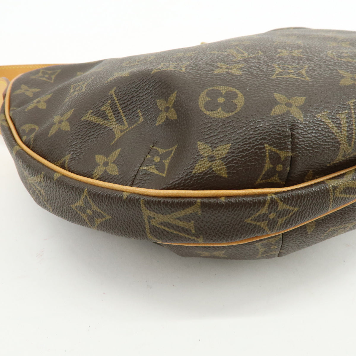 Louis Vuitton Monogram Croissant MM Shoulder Bag Brown M51512