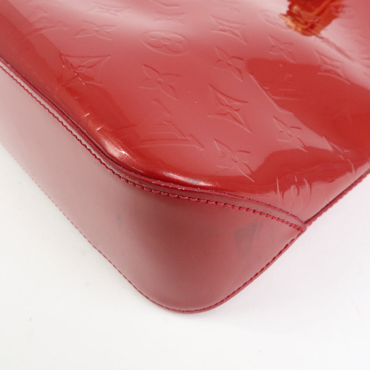 Louis Vutton Monogram Vernis Brentwood Tote Bag Pomme D'amour M91989