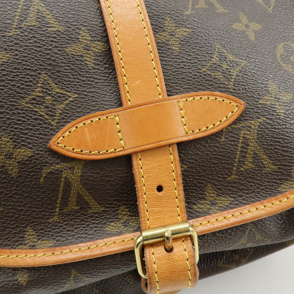 Louis Vuitton Monogram Saumur 30 Canvas Shoulder Leather Bag M42256
