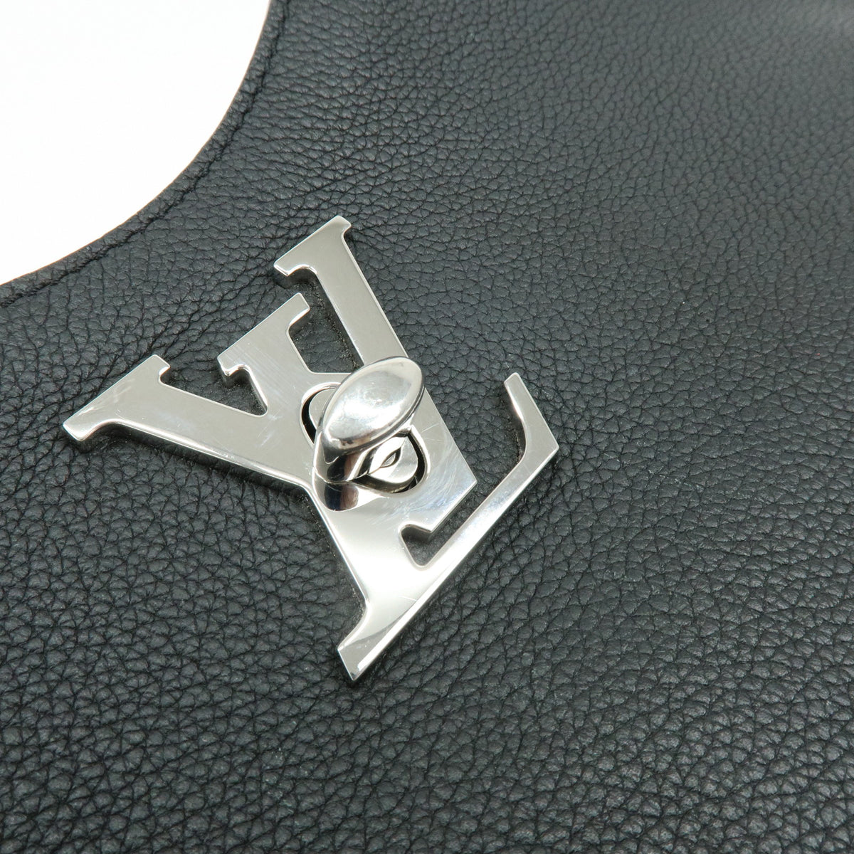 Louis Vuitton Lockme Hobo Leather Shoulder Bag Hand Bag Noir M52776