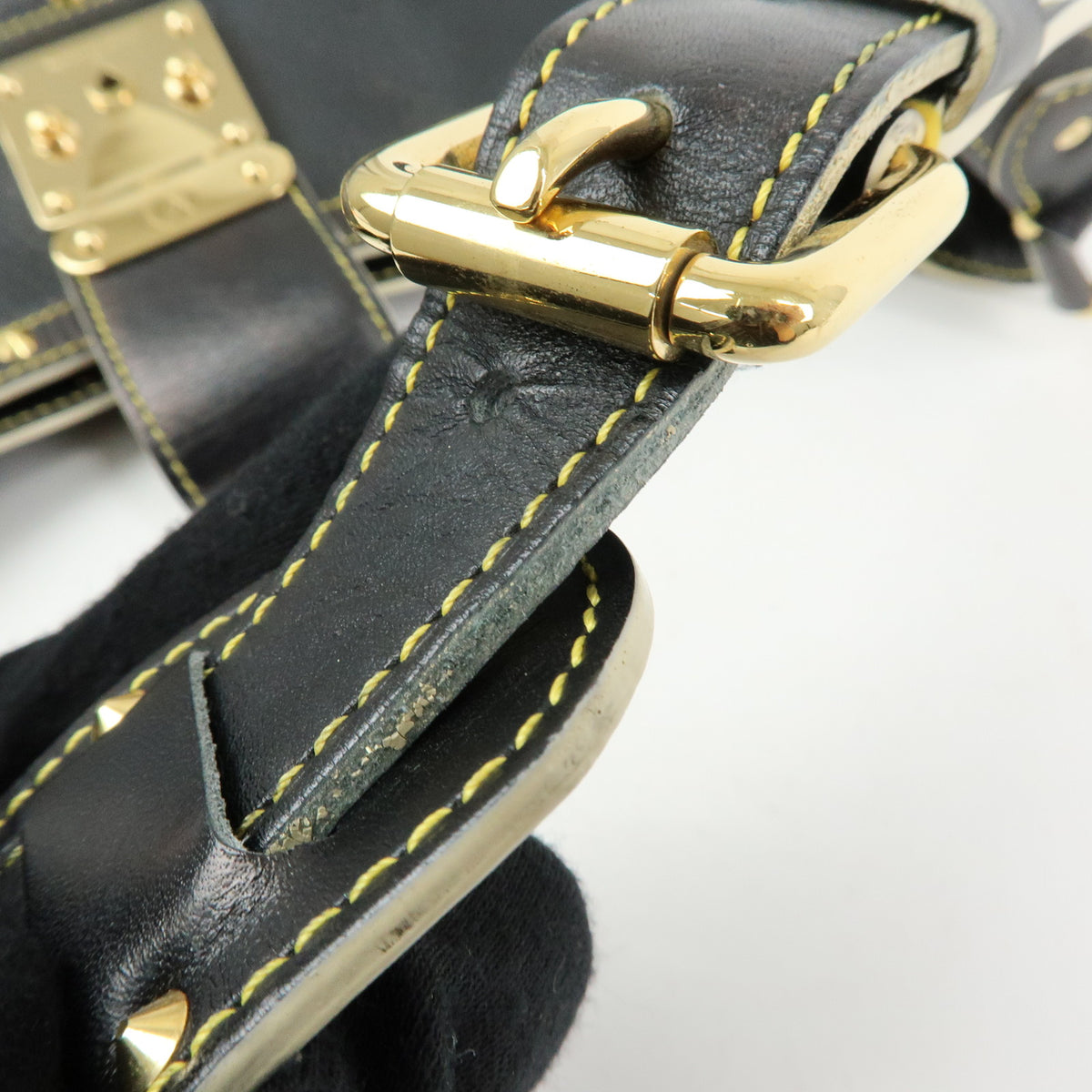 Louis Vuitton Suhali L'Affriolant Leather Shoulder Bag Noir M92851