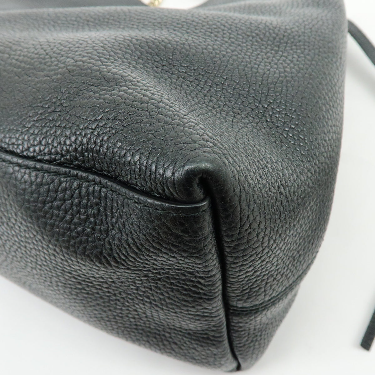 GUCCI SOHO Interlocking G Chain Leather Shoulder Bag Black 536196