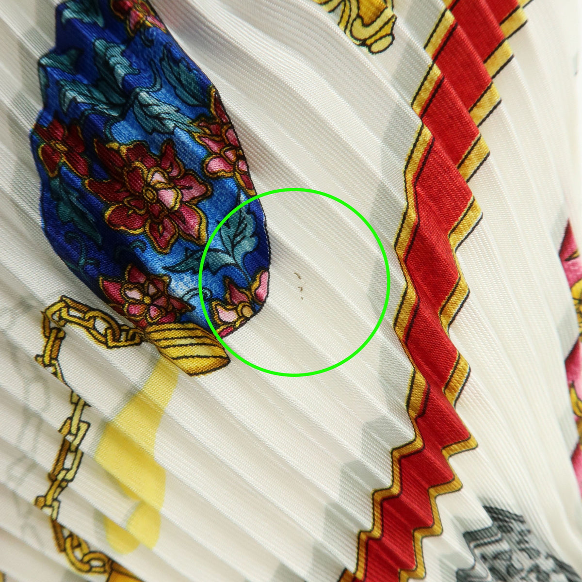 HERMES Silk 100% Pleated Carre Scarf Pourvu qu'on ait l'ivresse Navy