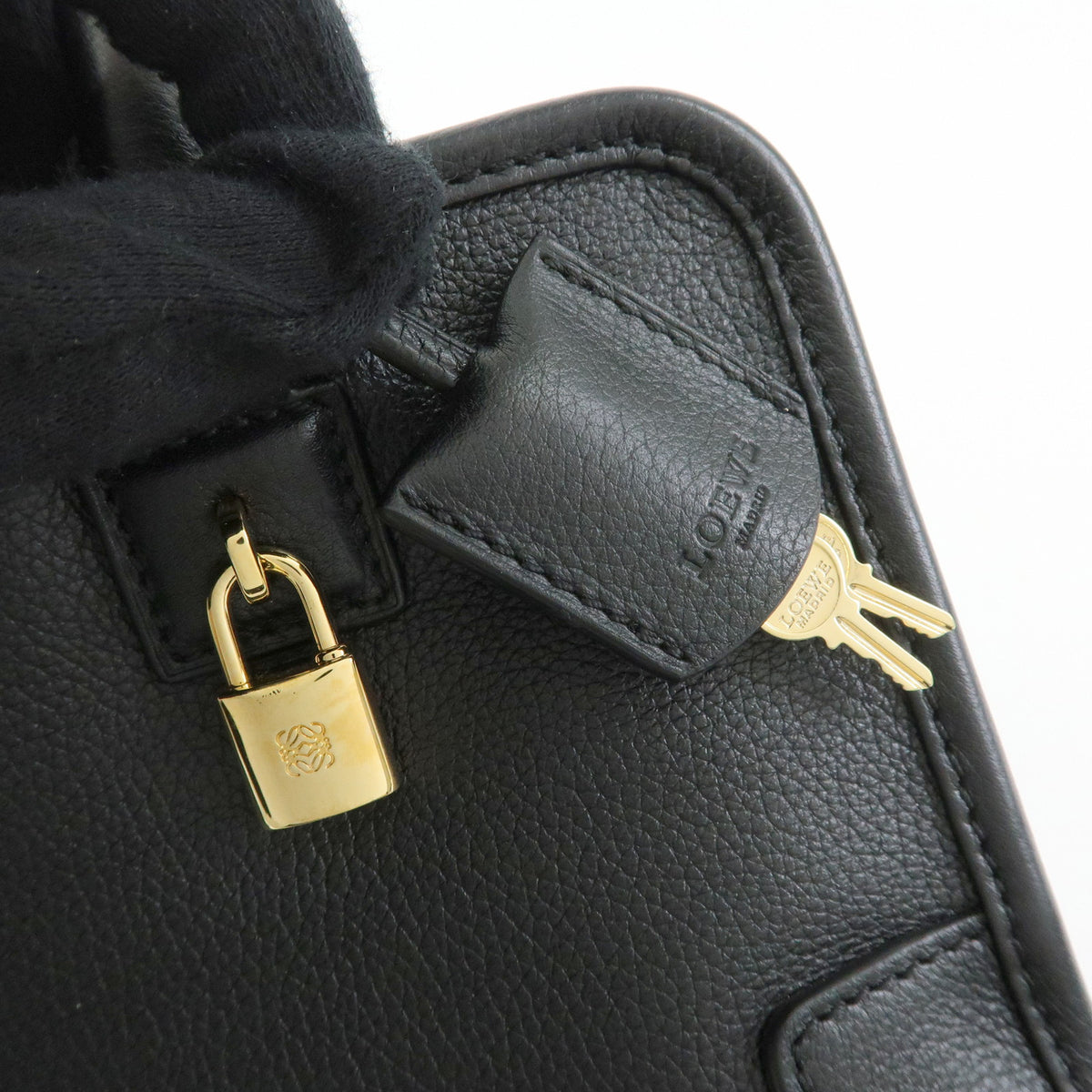 LOEWE Anagram Amazona 23 Leather Hand Bag Shoulder Bag Black