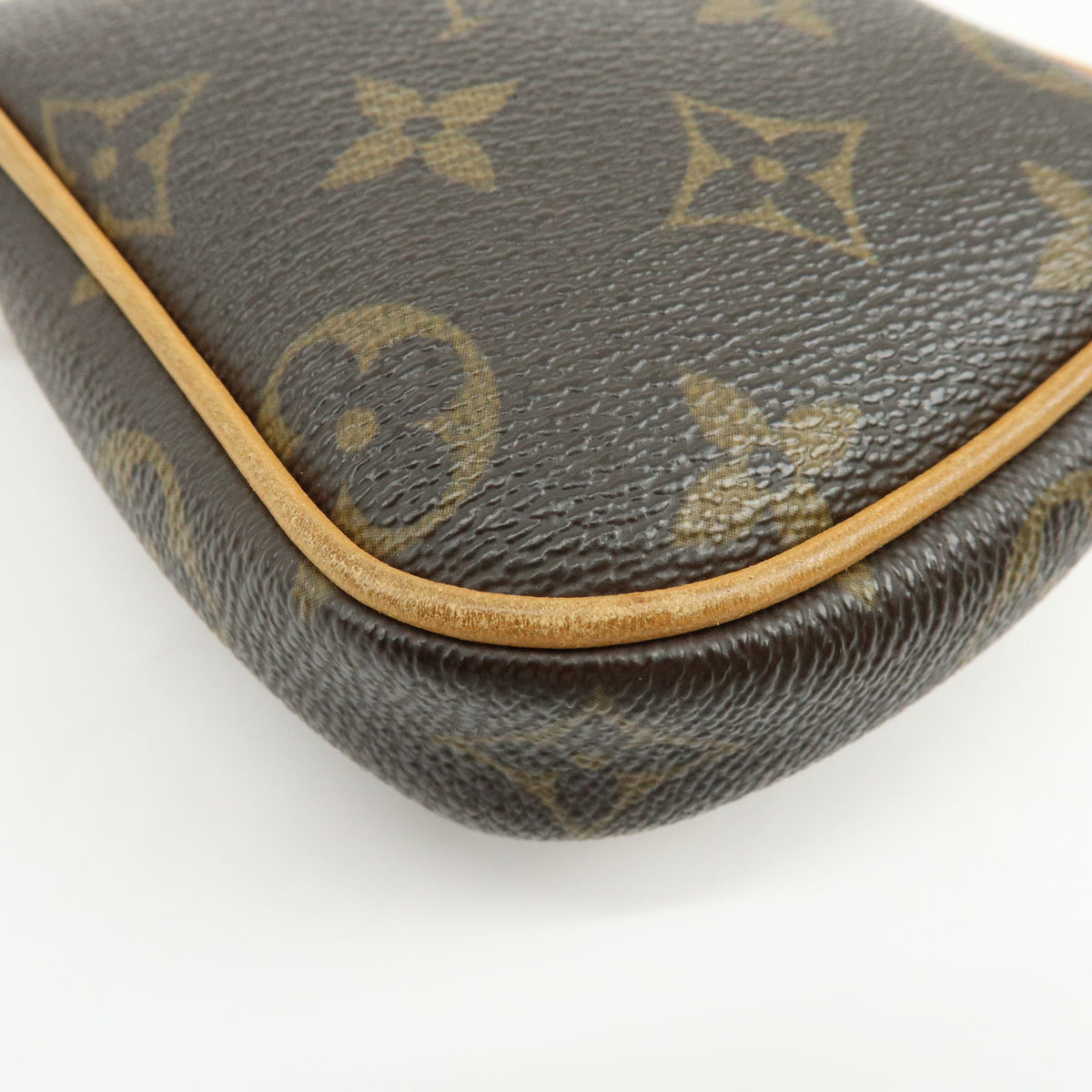 Louis Vuitton Monogram Pochette Cancun Shoulder Bag Pouch M60018