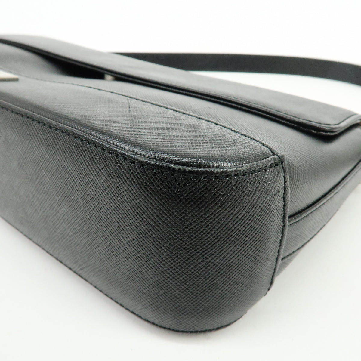 BURBERRY Logo Plate Leather Shoulder Bag Hand Bag Black