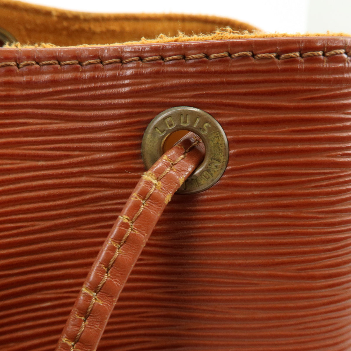 Louis Vuitton Epi Petit Noe Shoulder Bag Kenya Brown M44103