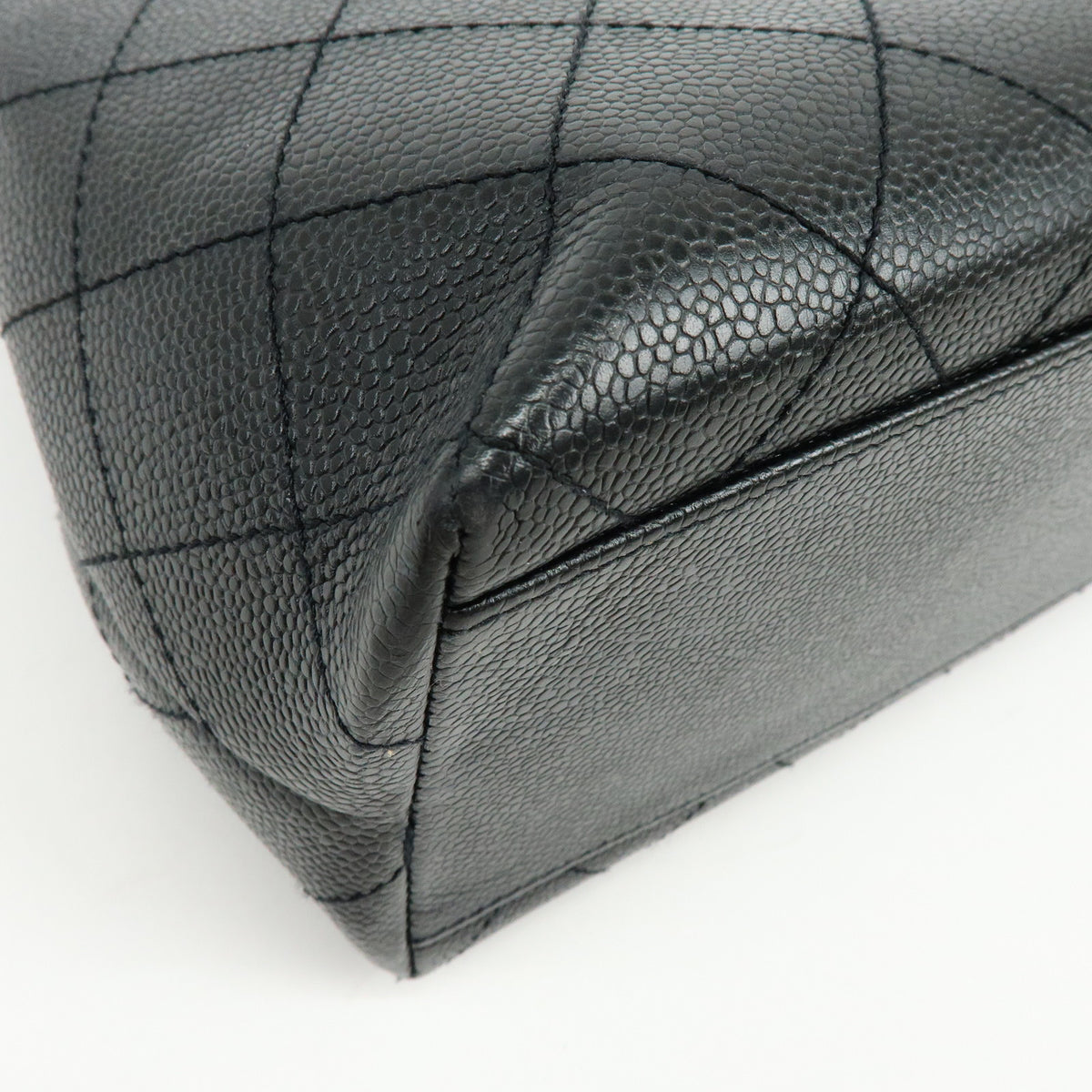 CHANEL Matelasse Caviarskin Shoulder Bag Tote Bag Black