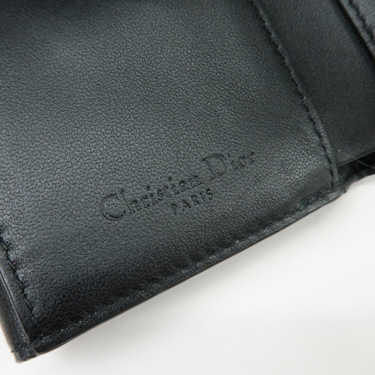 Christian Dior Lady Dior Cannage Bi-fold Compact Lotus Wallet Black