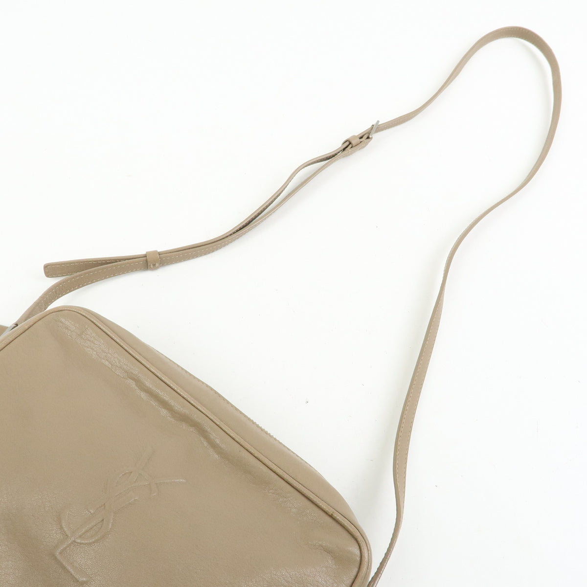 SAINT LAURENT PARIS Cassandra Leather Lou Camera Bag Small FLY520533