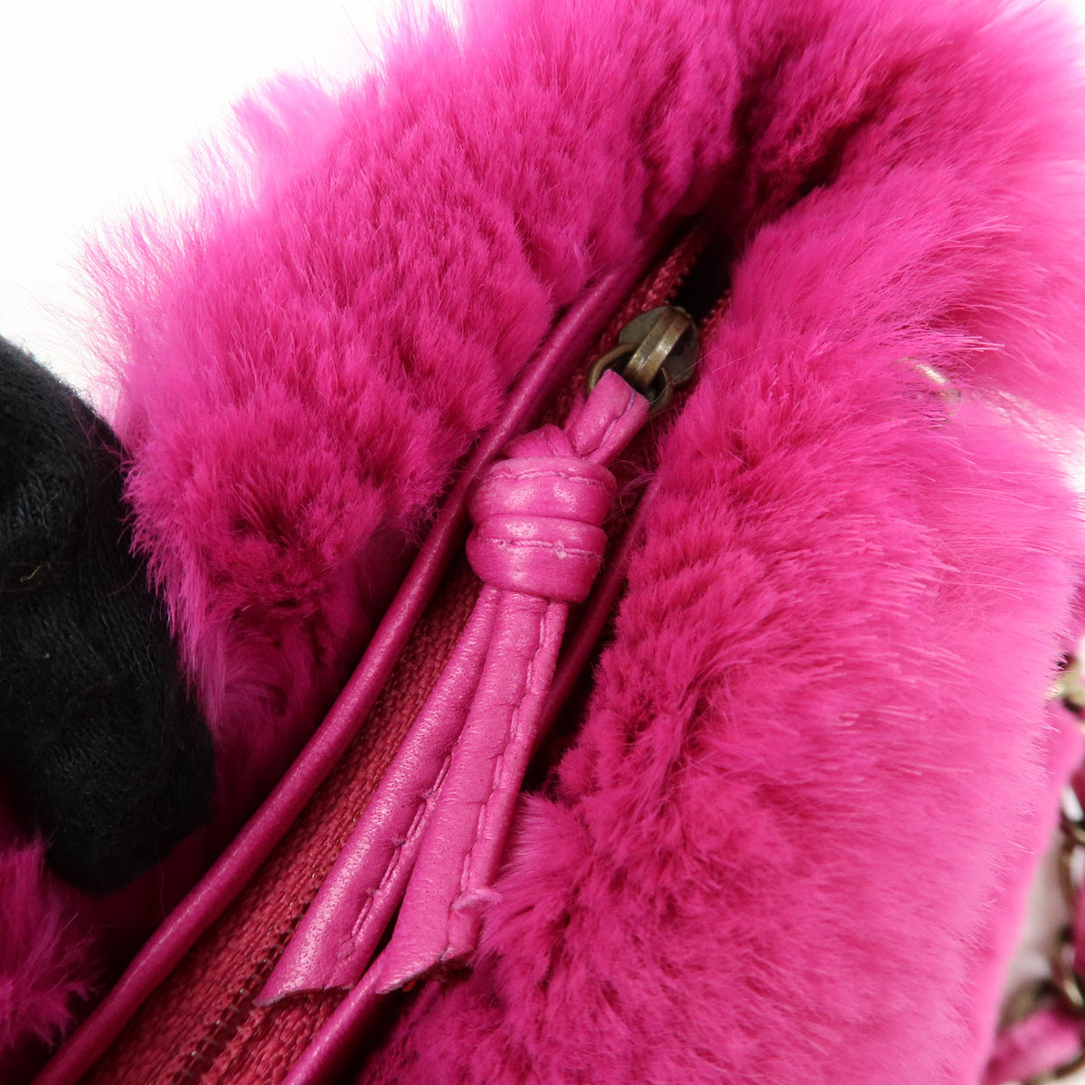 CHANEL Lapin Rabbit Fur Leather Chain Shoulder Bag Puple