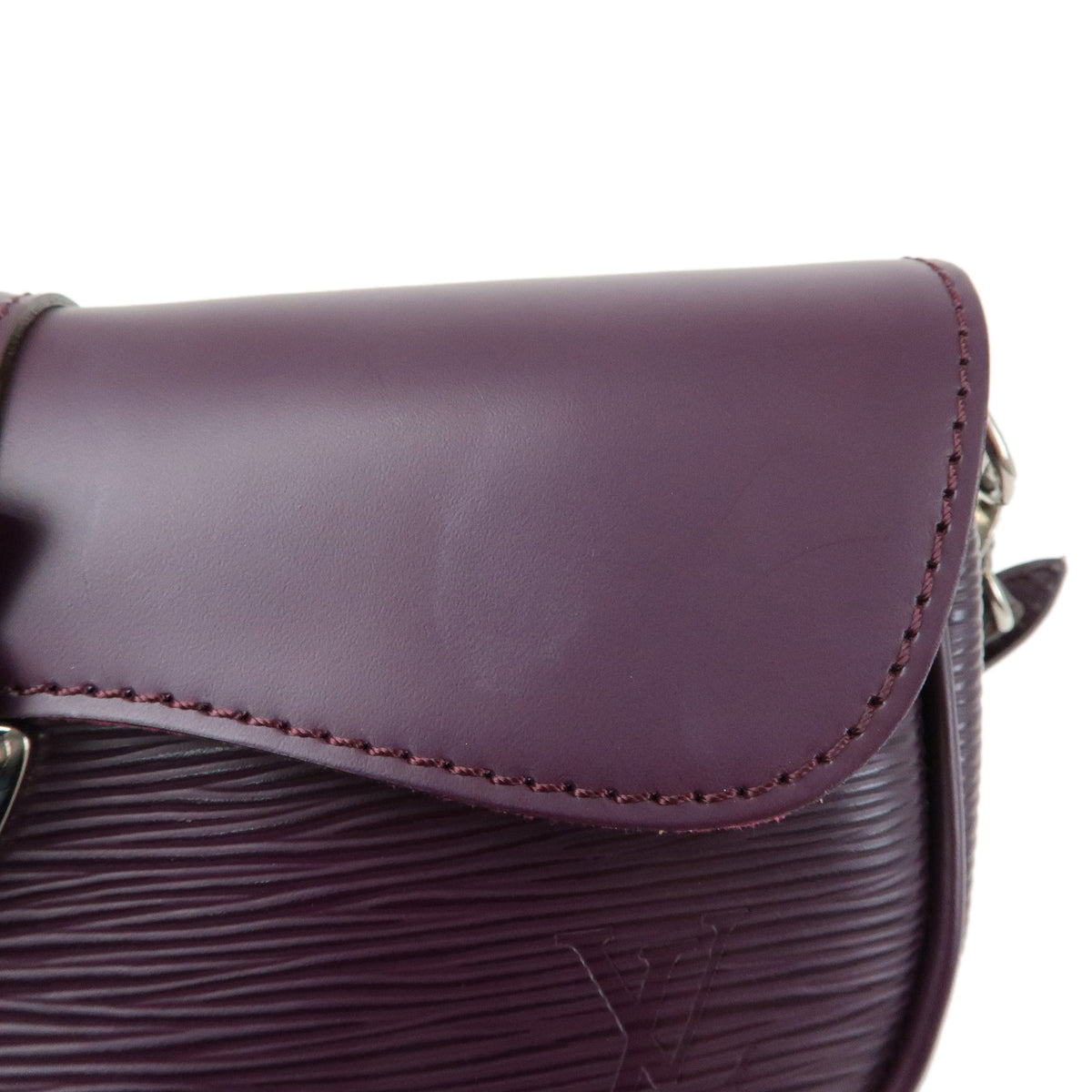 Louis Vuitton Epi Leather Pochette Montaigne Shoulder Bag Cassis M5929K