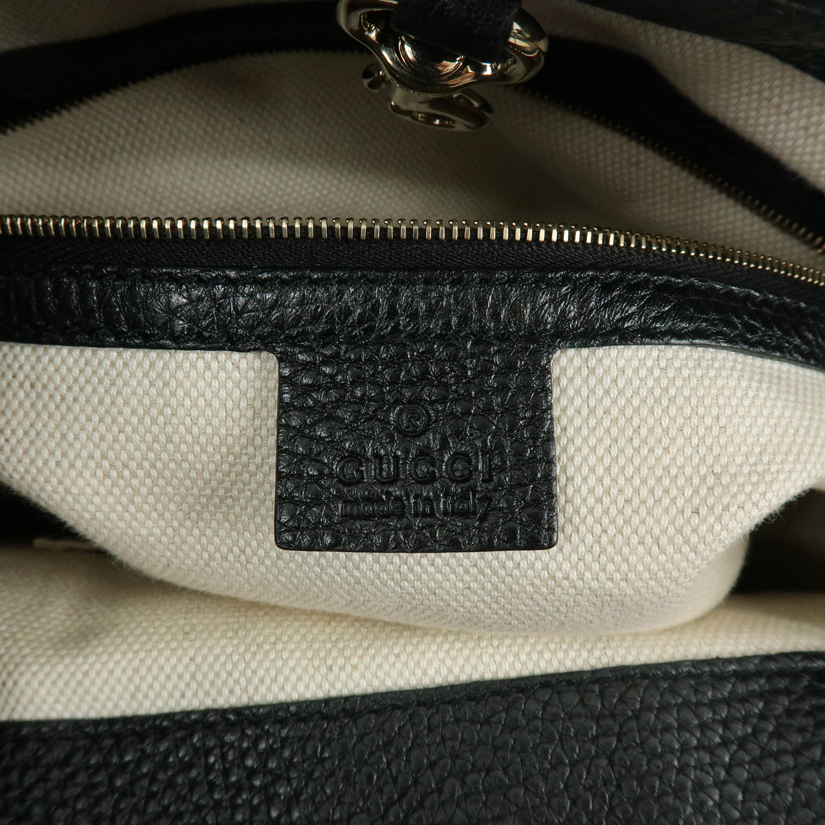 GUCCI SOHO Interlocking G Chain Leather Shoulder Bag Black 536196
