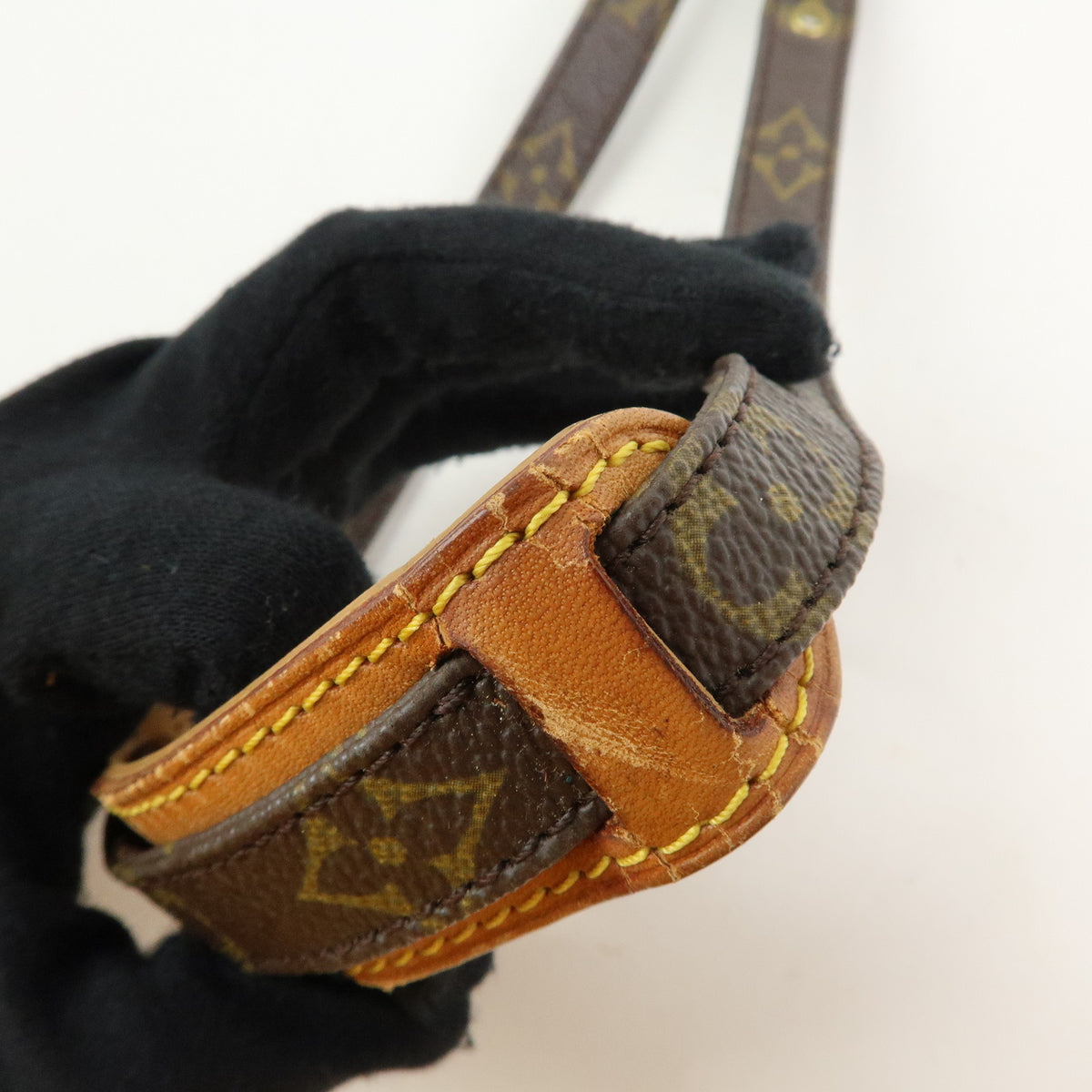 Louis Vuitton Monogram Amazone Shoulder Bag Crossbody Bag M45236