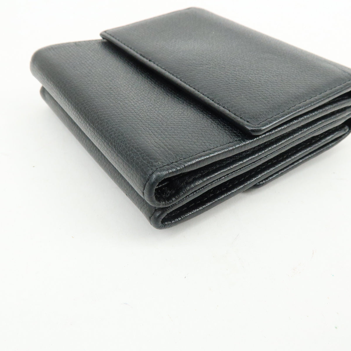 CHANEL COCO Button Calf Skin W Hook Compact Wallet Black A20902