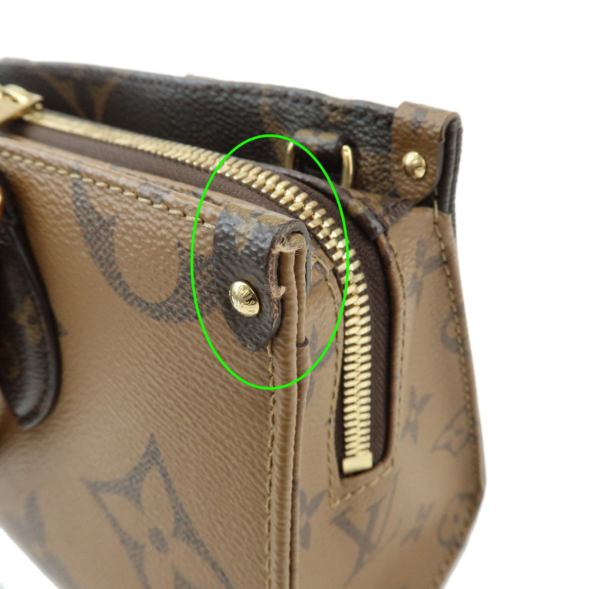 Louis Vuitton Monogram Giant On The Go EW Chain 2Way Bag Brown M14236