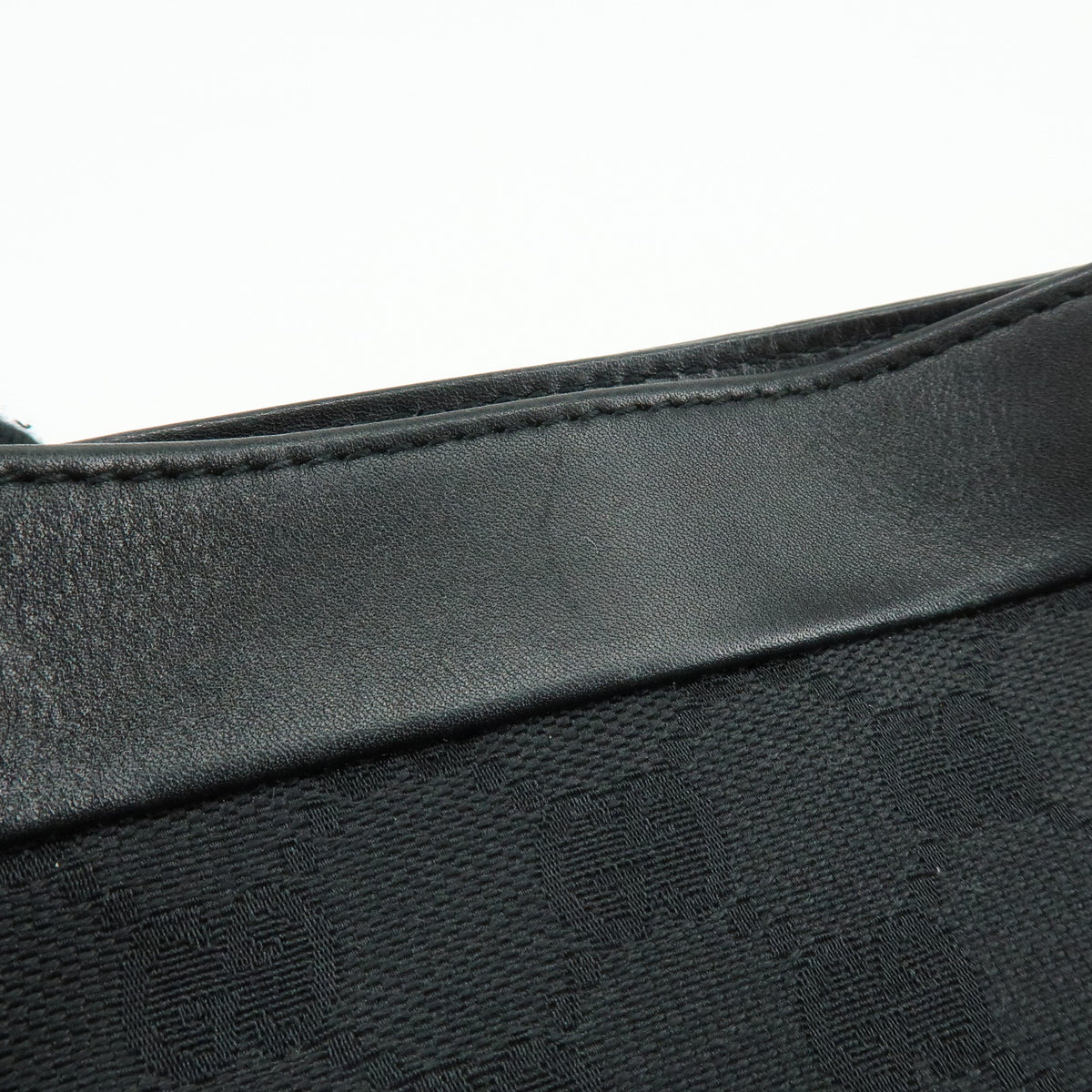 GUCCI GG Canvas Leather Shoulder Bag Hand Bag Black 33900