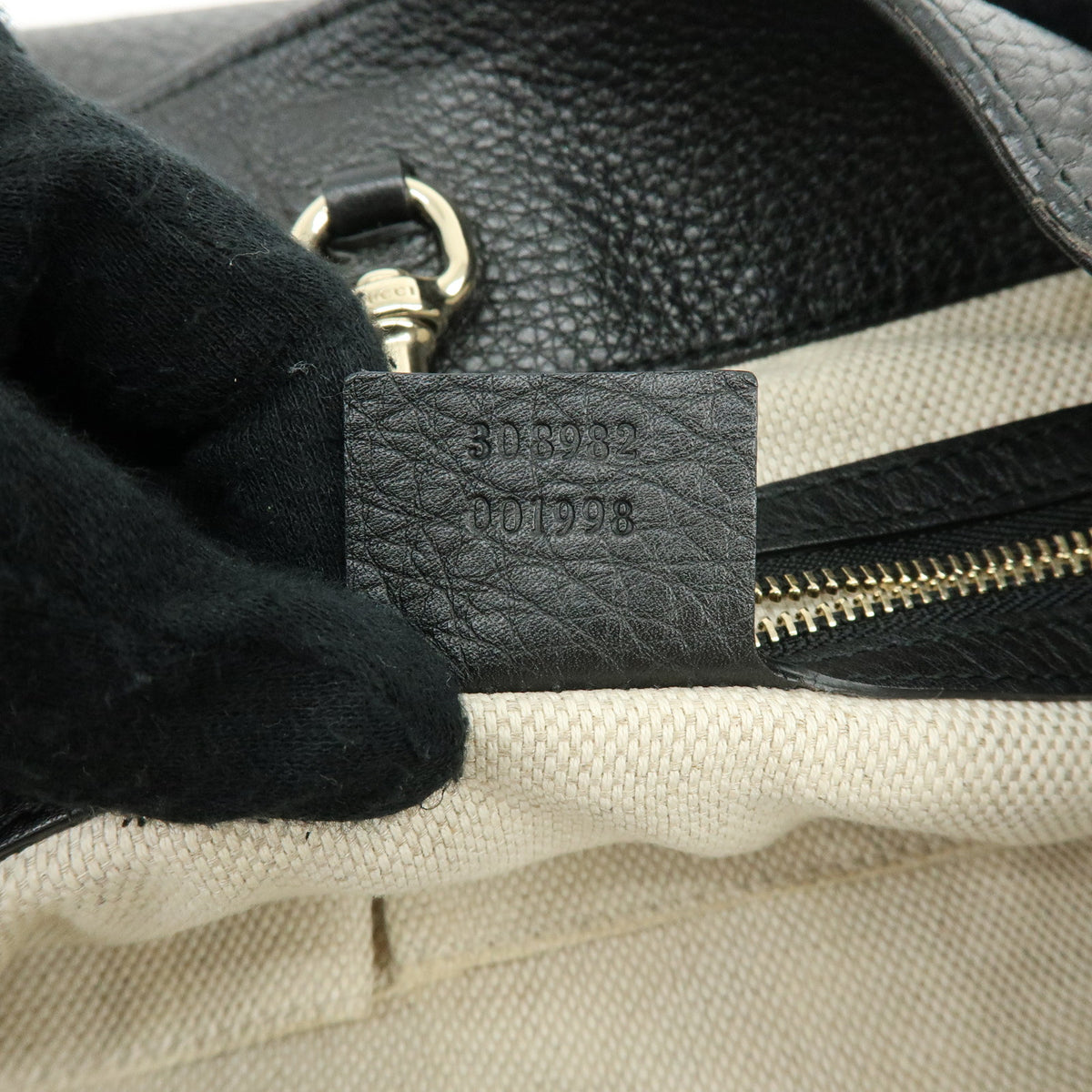 GUCCI SOHO Interlocking G Leather Chain Shoulder Bag Black 308982