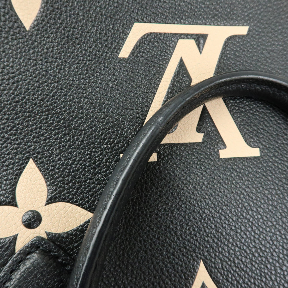 Louis Vuitton Bicolor Monogram Empreinte On The Go MM Tote Bag M45495