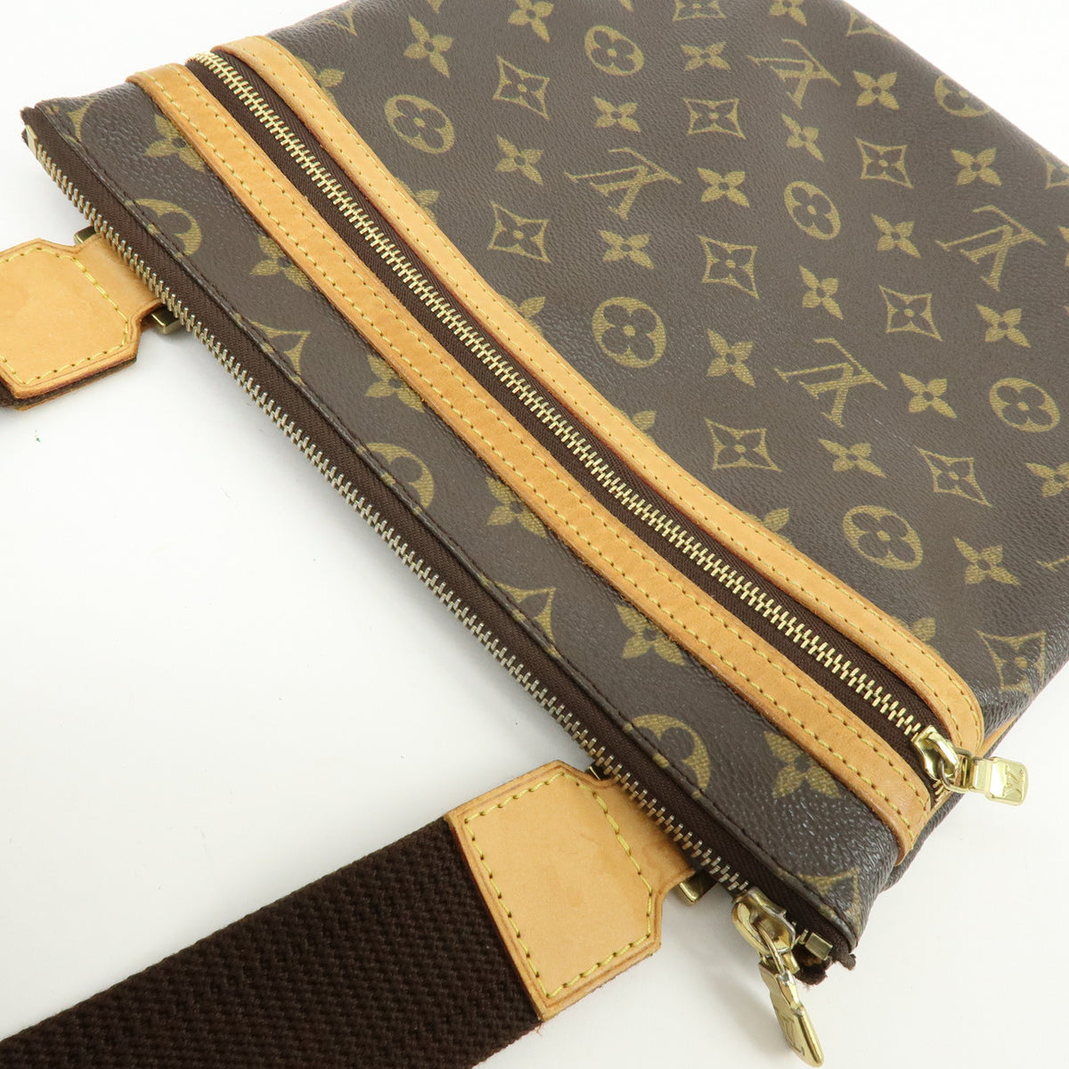 Louis Vuitton Monogram Pochette Bosphore Shoulder Bag M40044