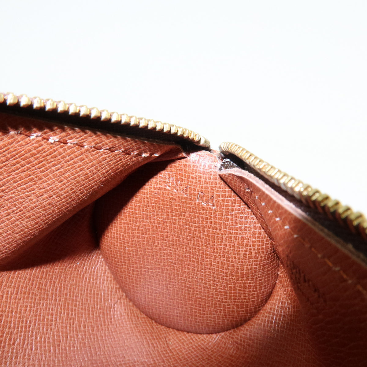 Louis Vuitton Monogram Trousse Ronde Pen Case Pouch Brown M47630